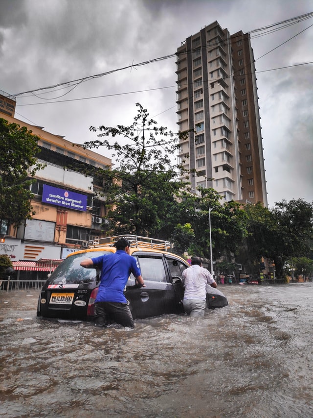 tips merawat mobil sehabis terendam banjir